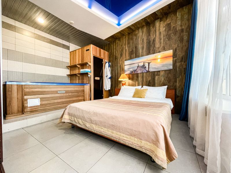 Люкс 4-местный 2-комнатный