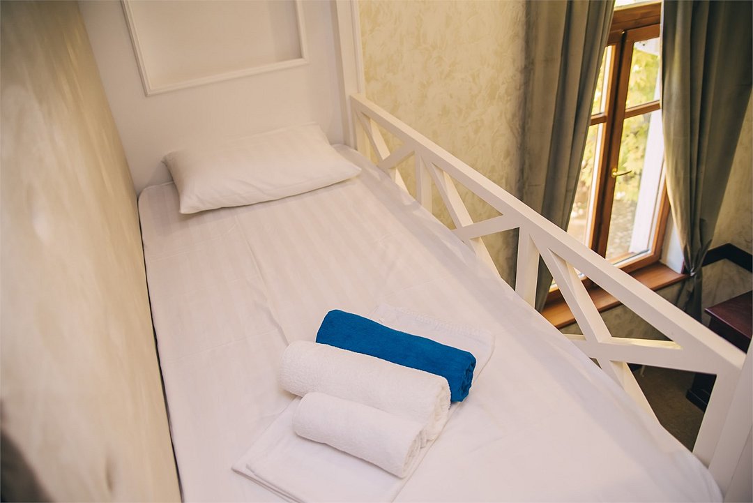 Семейный Комфорт 4-местный (2-спальная кровать, корпус «Пушкино»)