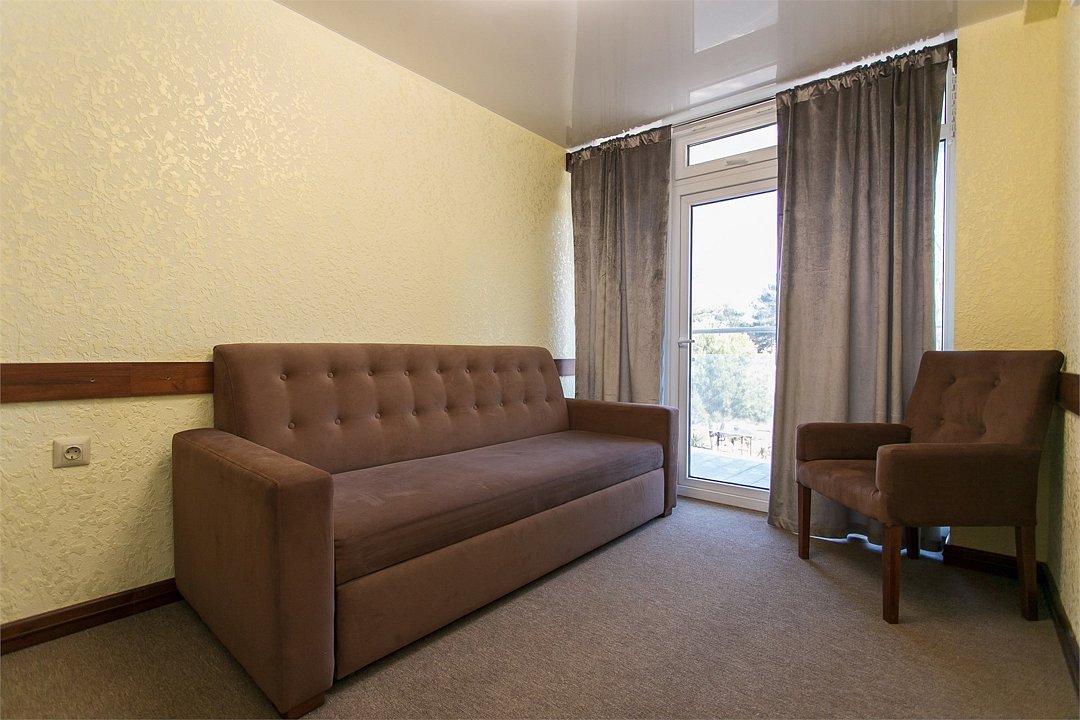 Стандартный 3-местный 2-комнатный