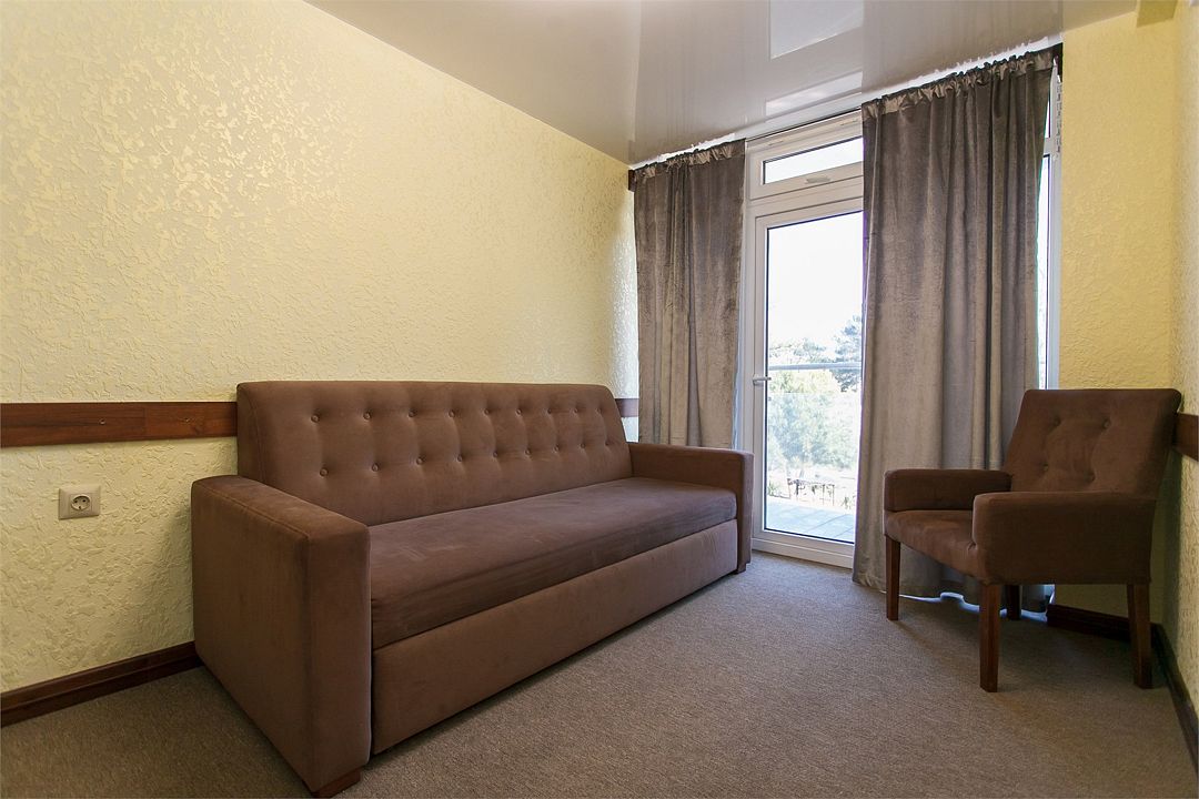 Стандартный 3-местный 2-комнатный