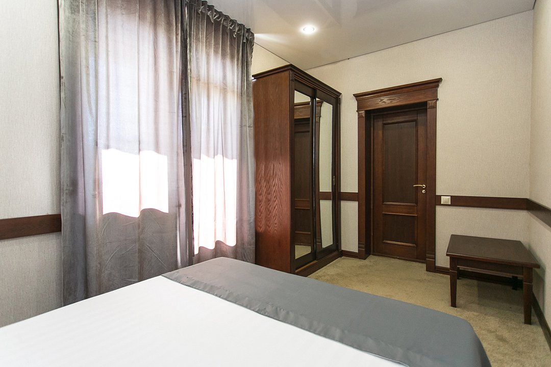 Студио 4-местный 3-комнатный