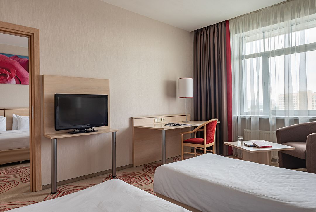 Семейный 4-местный 2-комнатный (Джуниор Сюит)