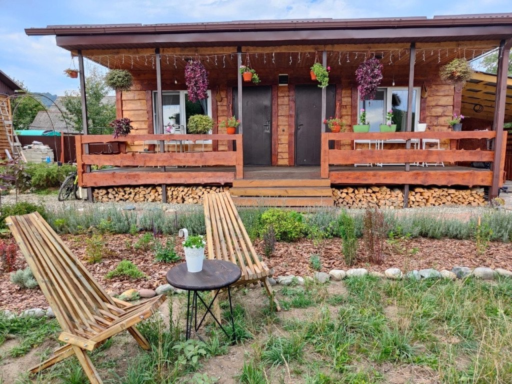 Гостевой Дом на Улице Хуторская 8, Республика Адыгея, Каменномостский 