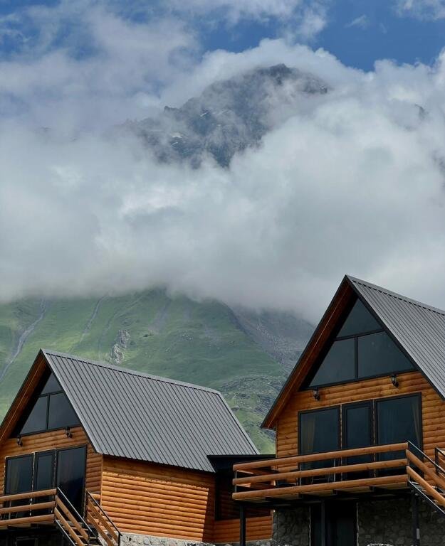Шале Kazbegi Inn Cottages, Мцхета-Мтианети, Степанцминда Гудаури Степанцминда, Грузия