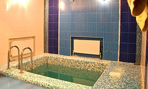 Бассейн в бане