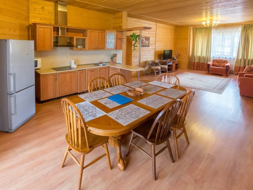 Семейный 6-местный 3-комнатный (№10)