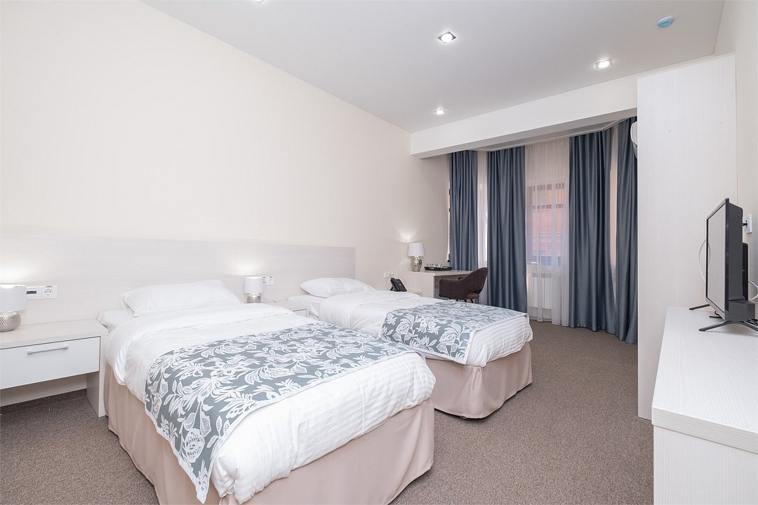 Бизнес 2-местный