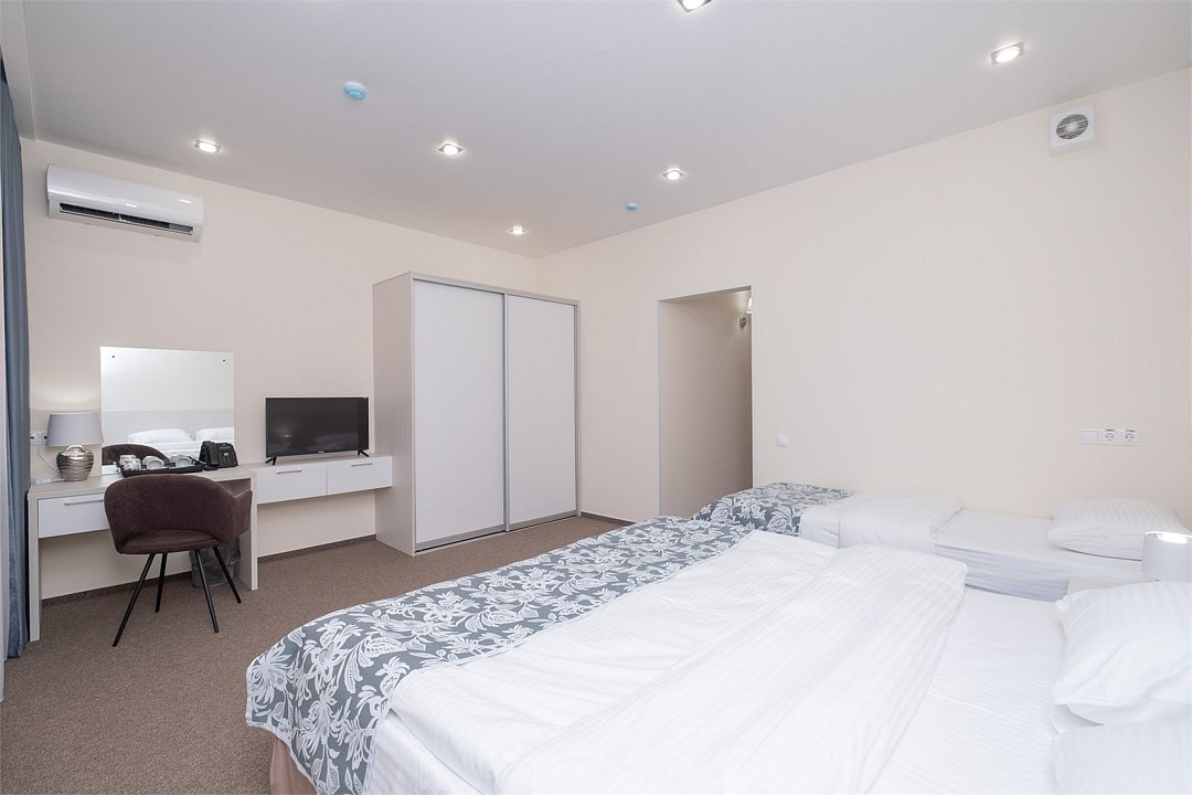 Семейный 3-местный