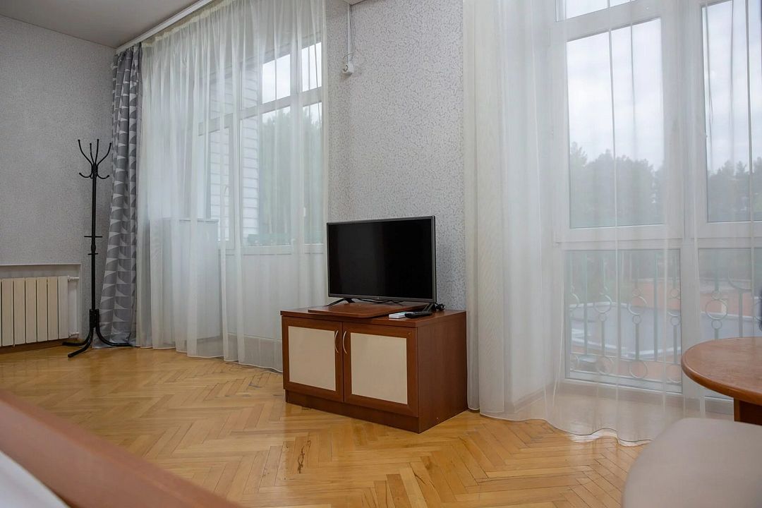 Номер 1-местный