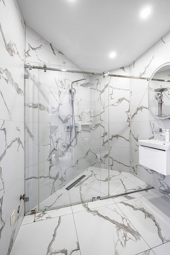 Делюкс 2-местный (видовой, с балконом и террасой)