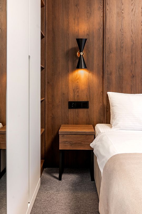 Апартаменты 4-местный 2-комнатный (с балконом)