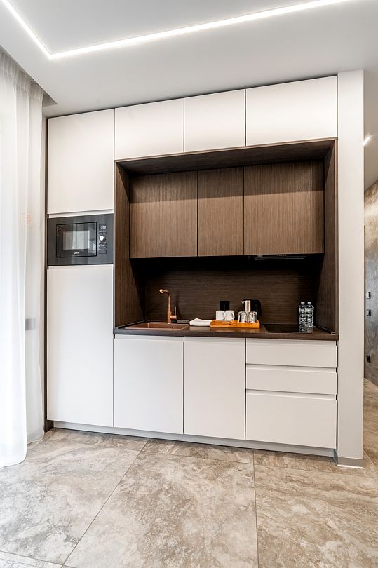 Апартаменты 4-местный 2-комнатный (с балконом)