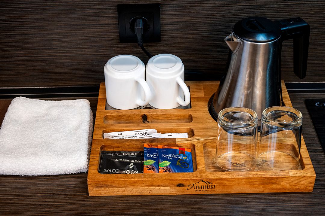 Апартаменты 4-местный 2-комнатный (с балконом)