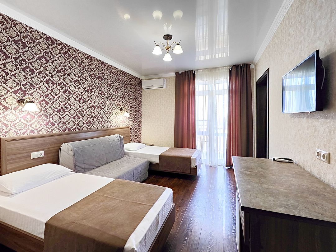 Люкс 4-местный 2-комнатный