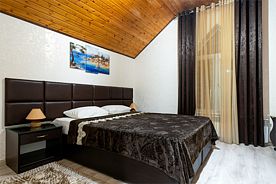 Апартаменты с 3 комнатами, Отель ALEON HOTEL, Махачкала