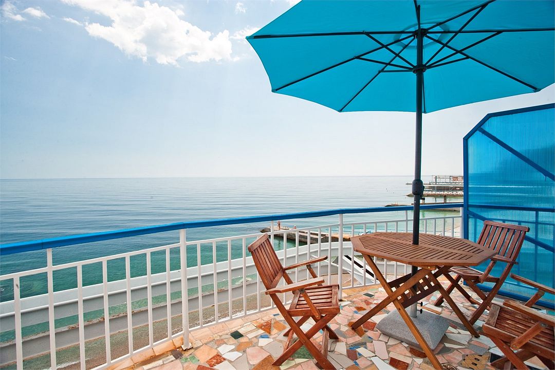 Люкс 2-местный 2-комнатный (панарамный)