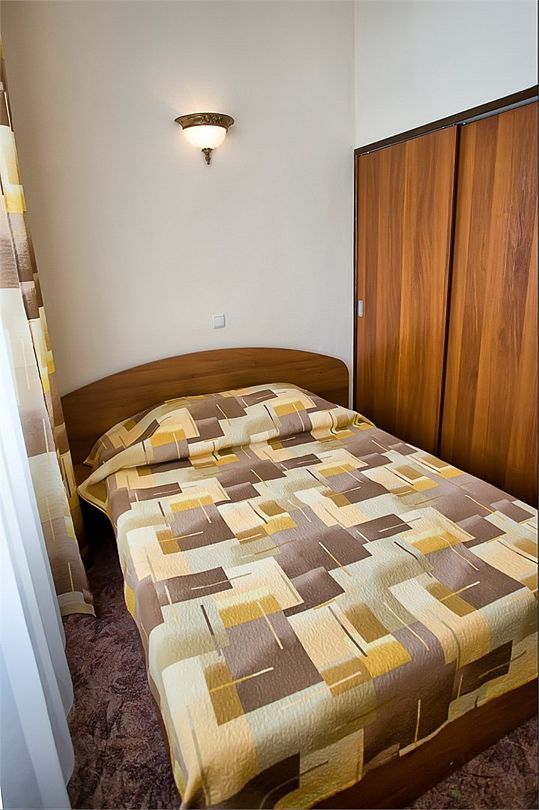 Стандартный 2-местный 1-комнатный (улучшенный)