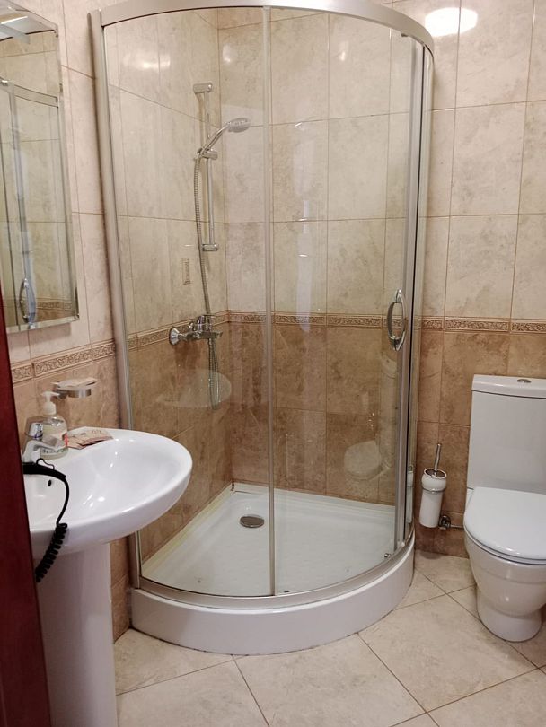 Номер 2-местный (1 категория, 3 этаж, б/д)