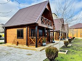 Коттедж с балконом и с красивым видом из окна, Отель Sanitas Resort&SPA, Дербент