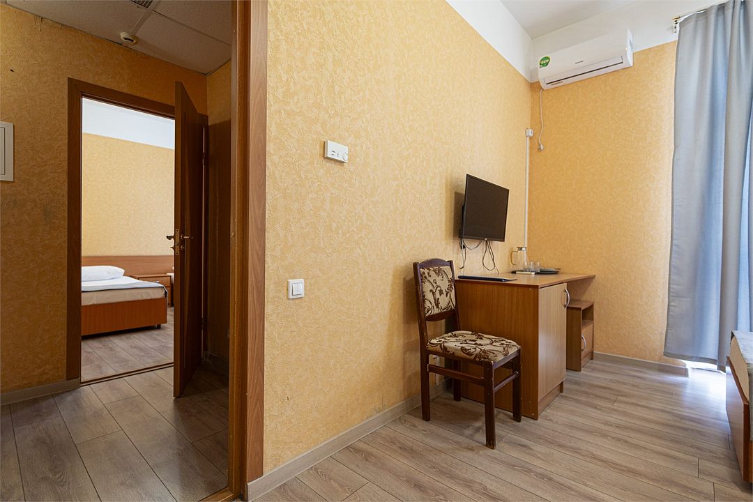 Стандартный 4-местный 2-комнатный