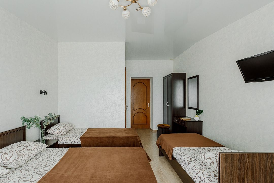 Стандартный 4-местный 1-комнатный