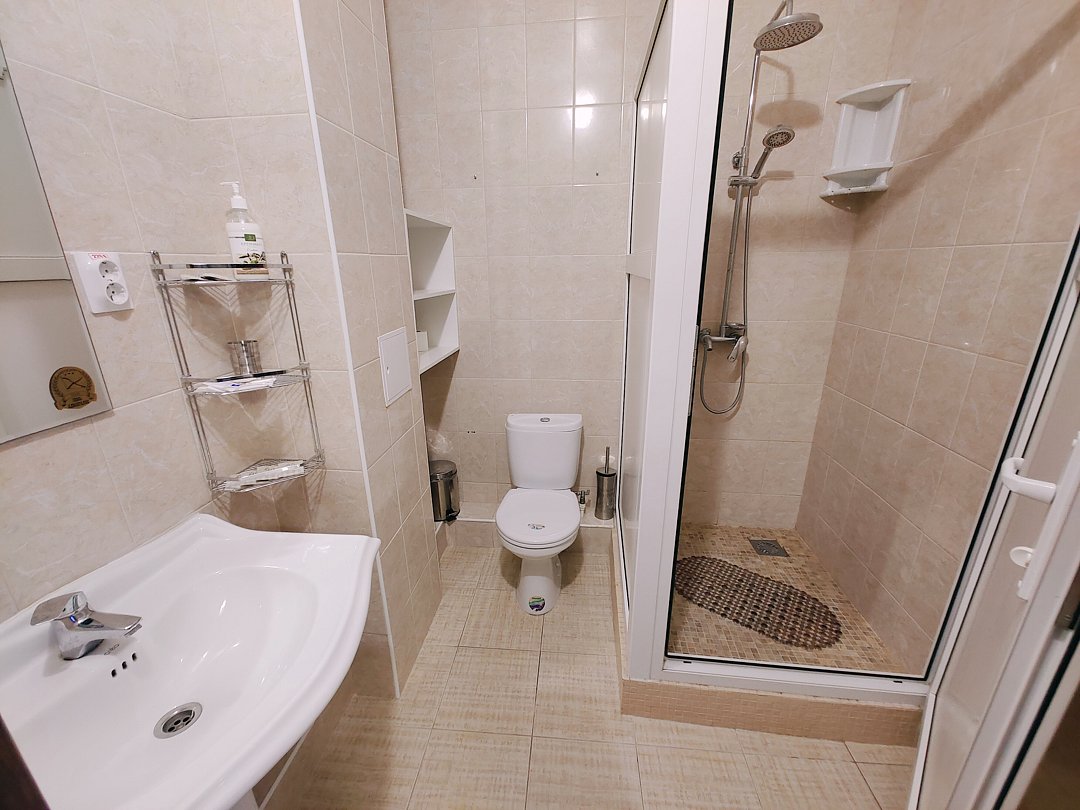 Апартаменты 8-местный 4-комнатный (панорамный вид на море)