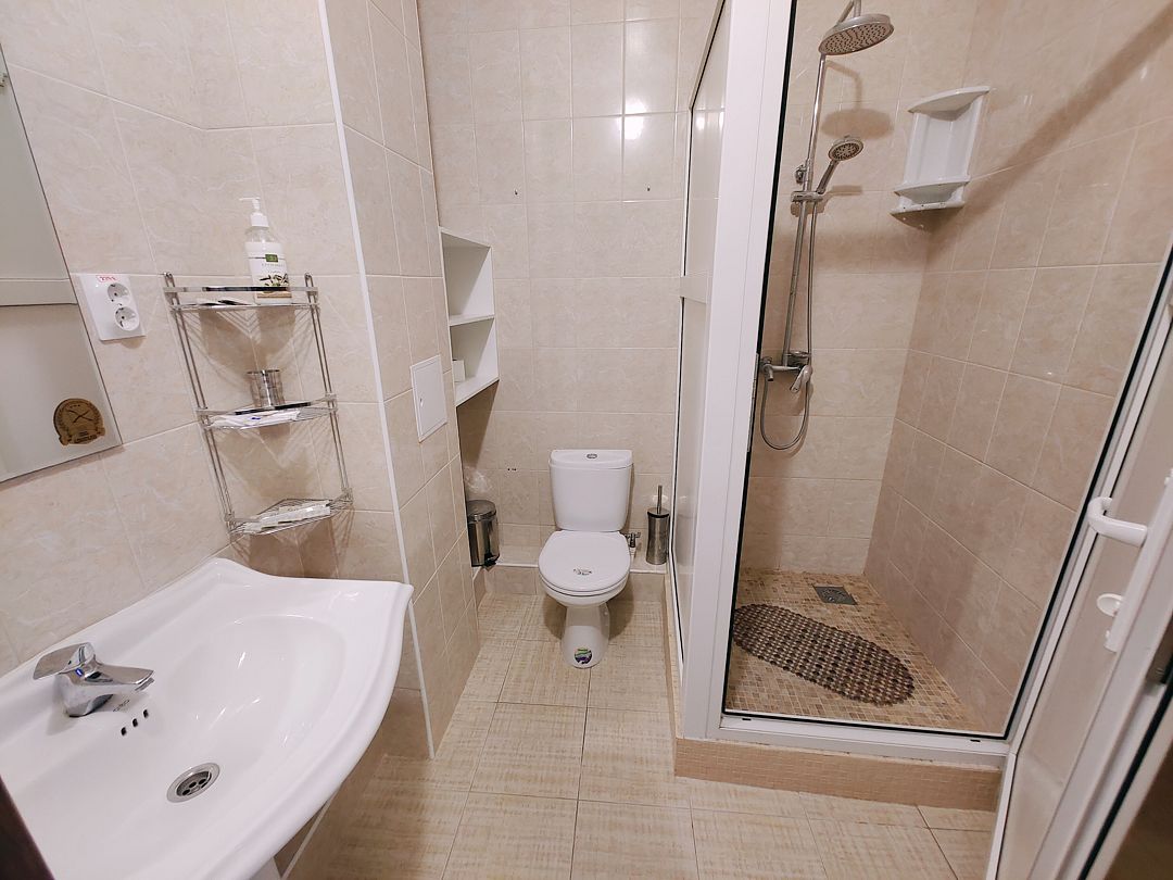 Апартаменты 8-местный 4-комнатный (панорамный вид на море)