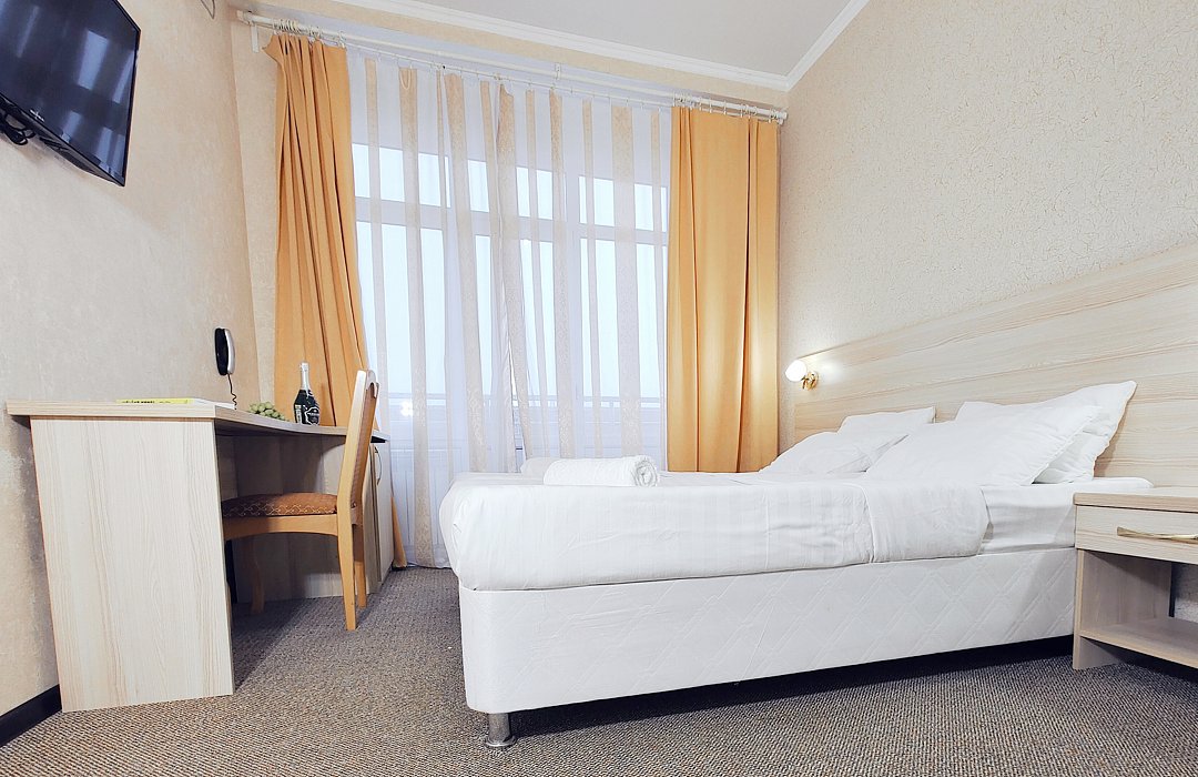 Люкс 4-местный 2-комнатный