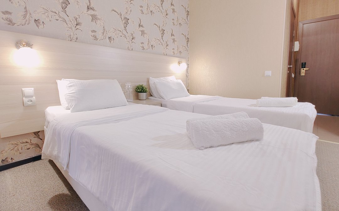 Люкс 4-местный 2-комнатный