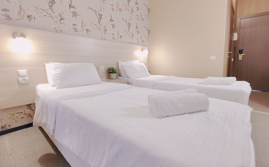 Люкс 4-местный 2-комнатный