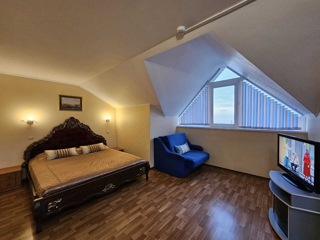 Люкс 3-местный 1-комнатный