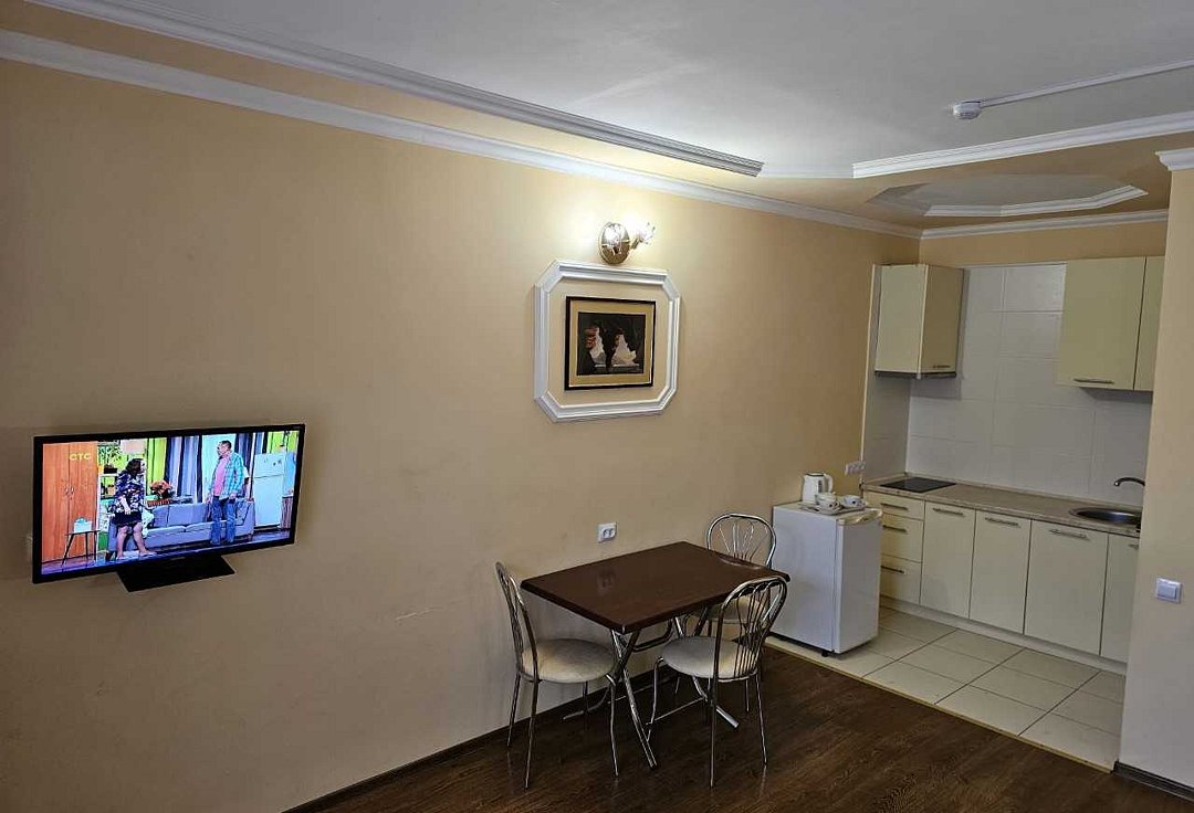 Семейный 4-местный 2-комнатный (с мини-кухней)