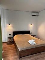 Двухместный номер Superior с балконом и с красивым видом из окна двуспальная кровать, Коттеджный комплекс Шезлонг, Гудаута