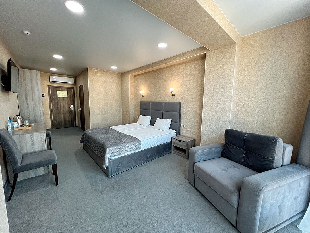 Superior 2-местный (вид на море и бассейн)