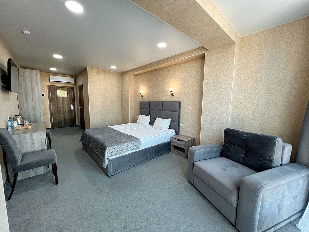 Superior 2-местный (вид на море и бассейн)