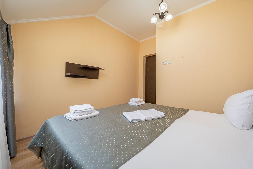 Семейный 2-местный 2-комнатный (без балкона)