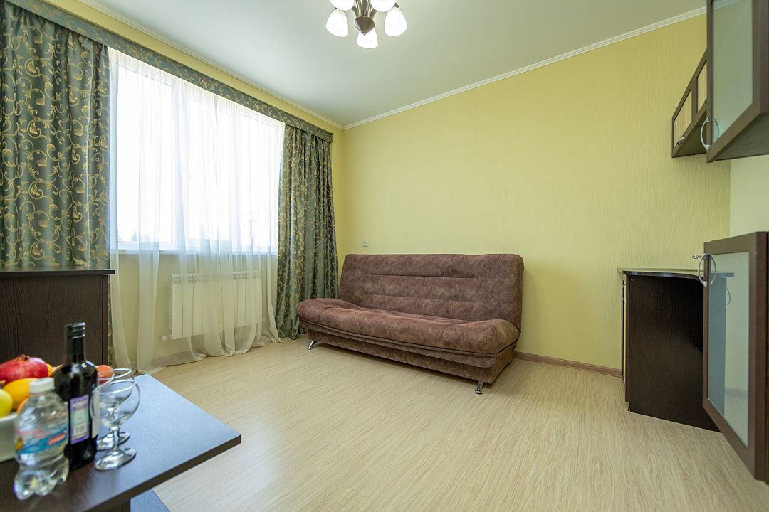 Семейный 2-местный 2-комнатный (с балконом)