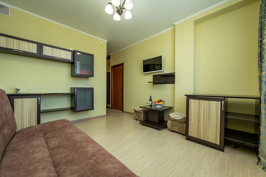 Семейный 2-местный 2-комнатный (с балконом)