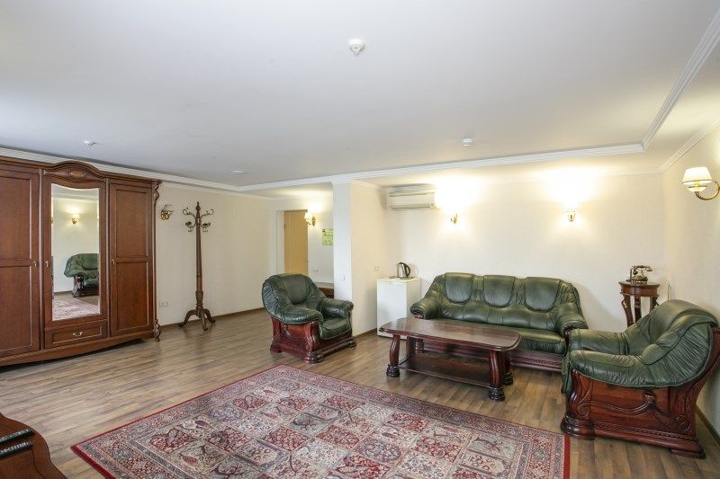 Люкс 2-местный 2-комнатный (корпус 1)