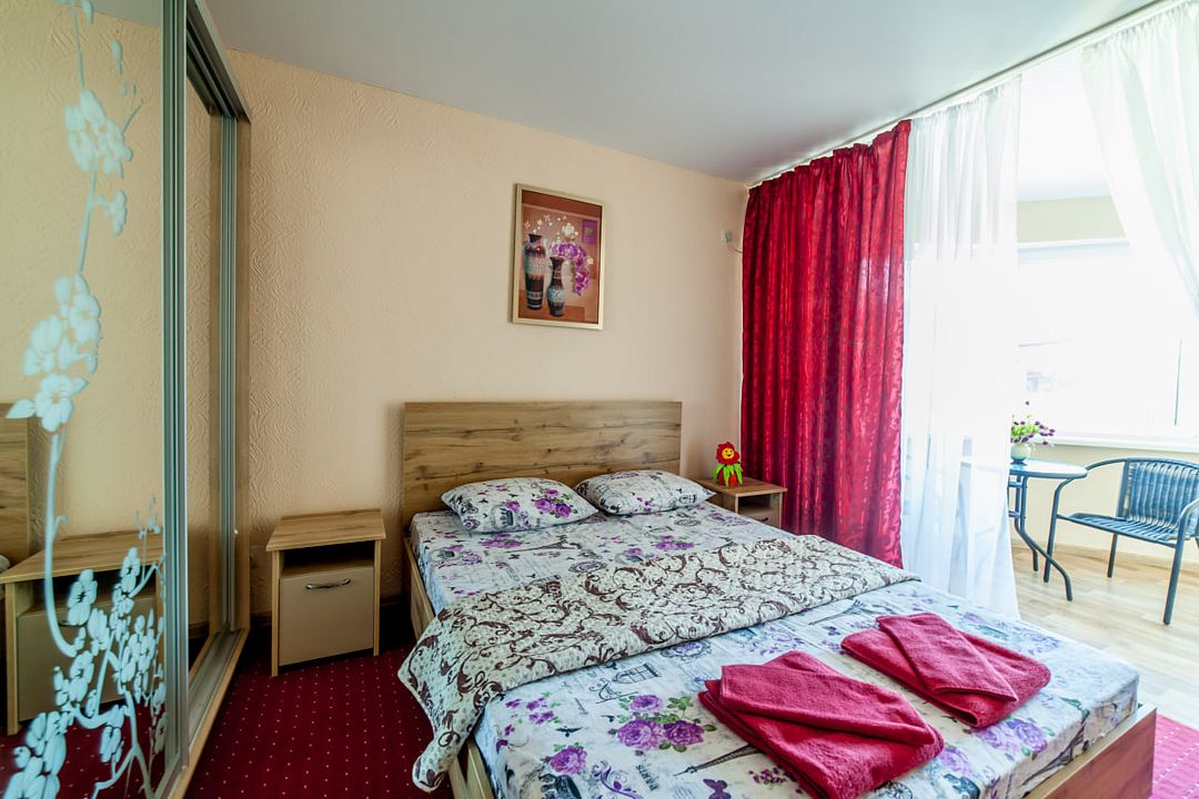 Люкс 4-местный 2-комнатный