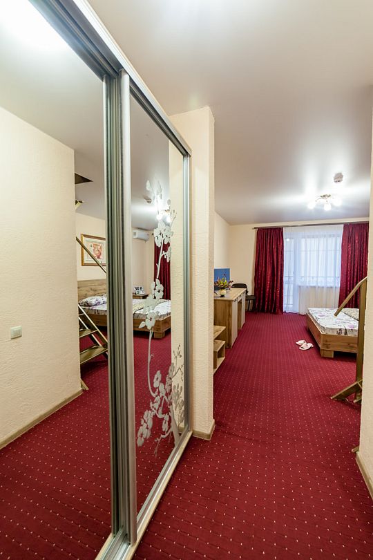 Семейный 4-местный 2-комнатный