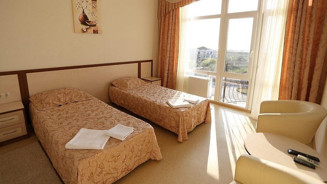 Стандартный 2-местный (вид на город)