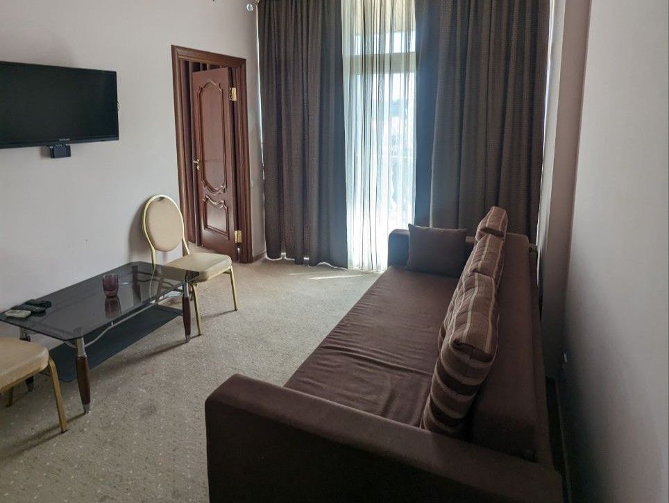 Люкс 4-местный 1-комнатный