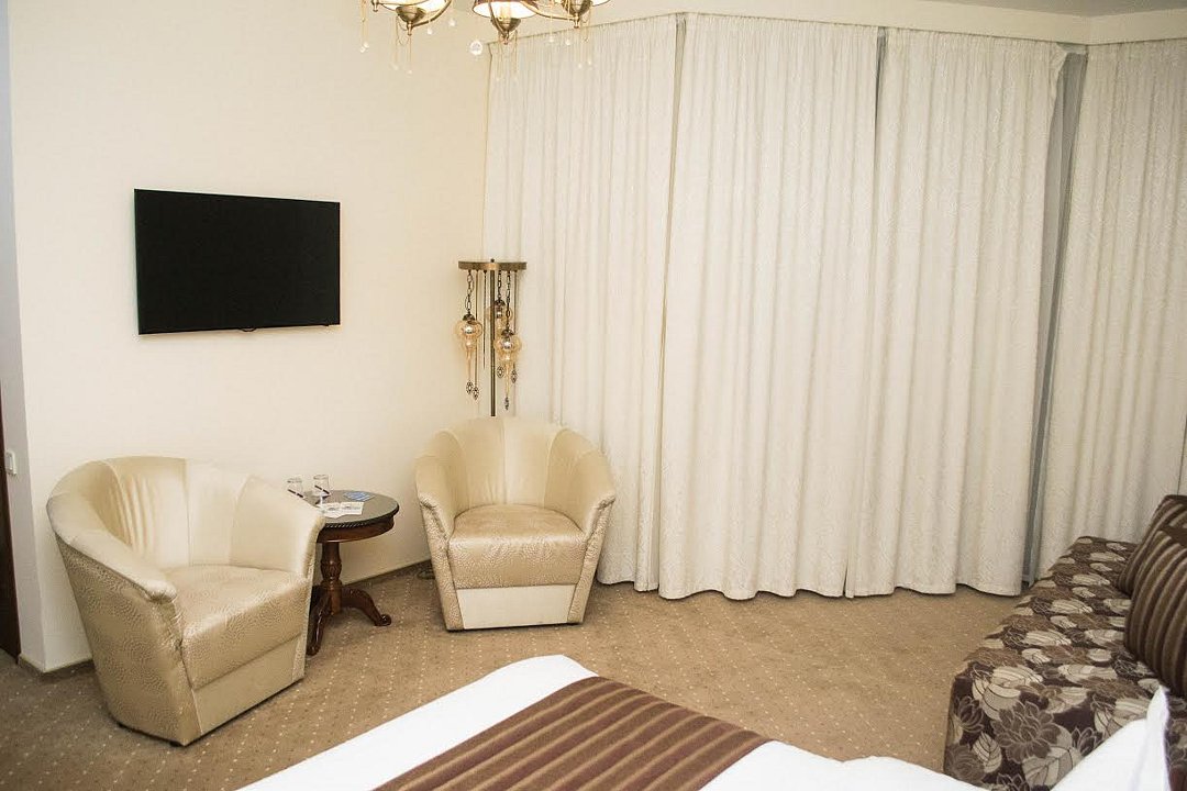 Люкс 4-местный 1-комнатный