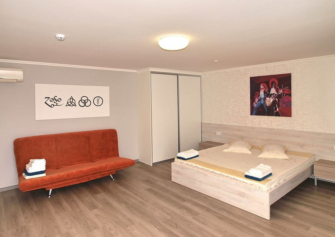 Стандартный + 2-местный 1-комнатный