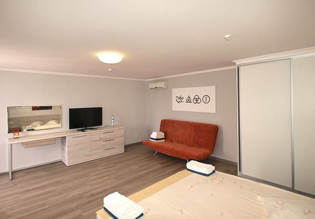 Стандартный + 2-местный 1-комнатный