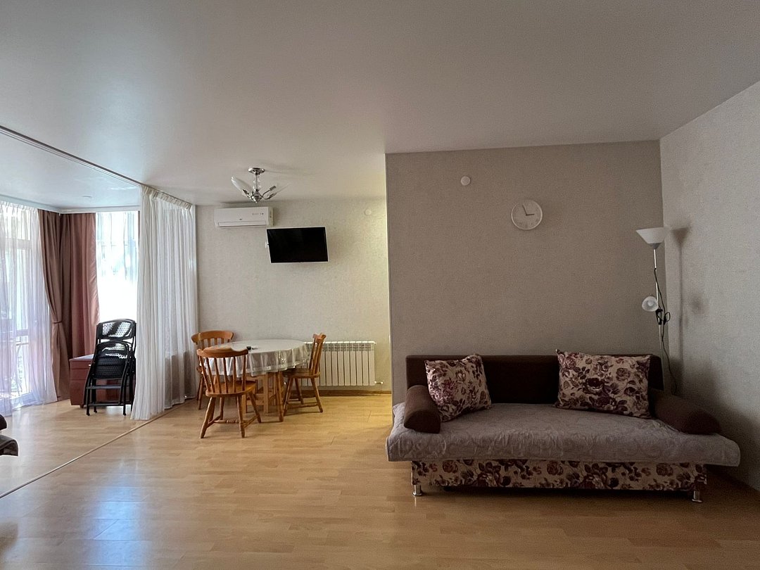 Полулюкс 6-местный 1-комнатный (вид на сад) №5