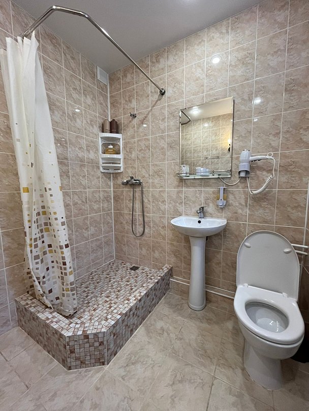 Полулюкс 6-местный 1-комнатный (вид на сад) №5