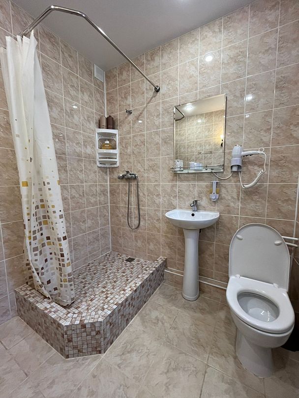 Полулюкс 6-местный 1-комнатный (вид на сад) №5