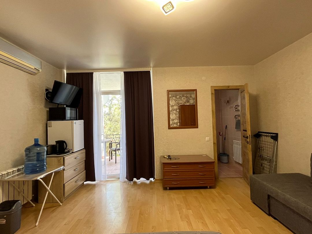 Стандартный 3-местный 1-комнатный (вид на сад) №6